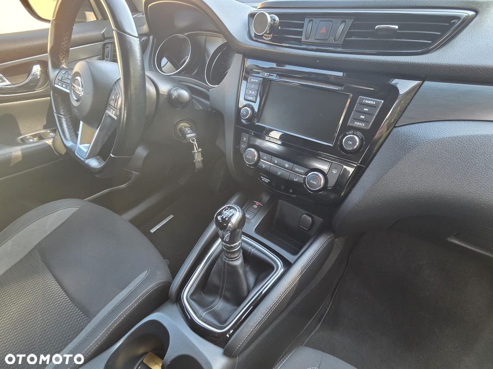 Nissan Qashqai - 23