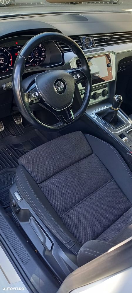 Volkswagen Passat Variant 1.4 TSI ACT R Executive - 10