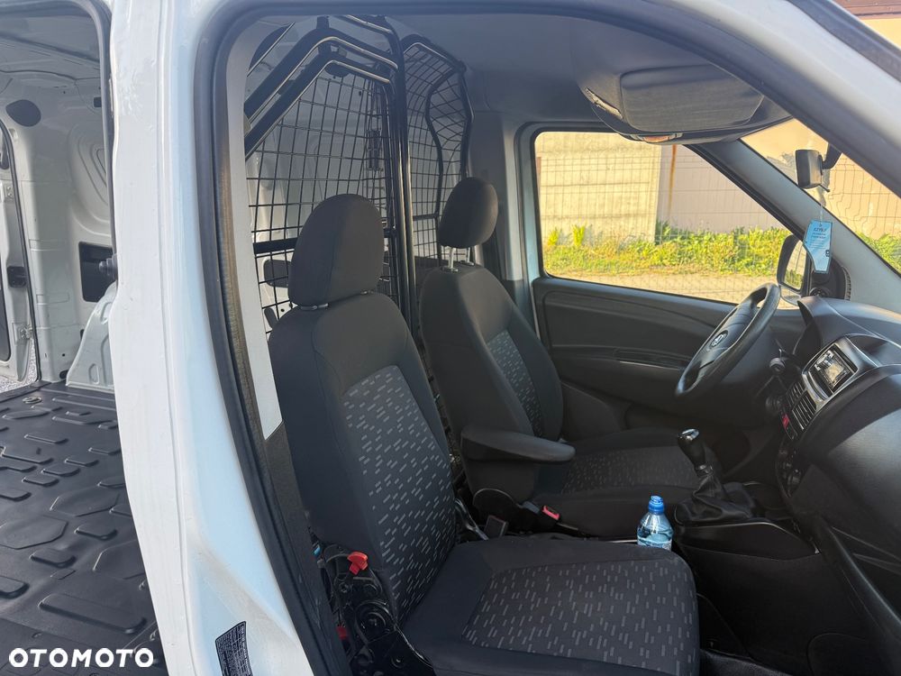 Opel Combo - 9