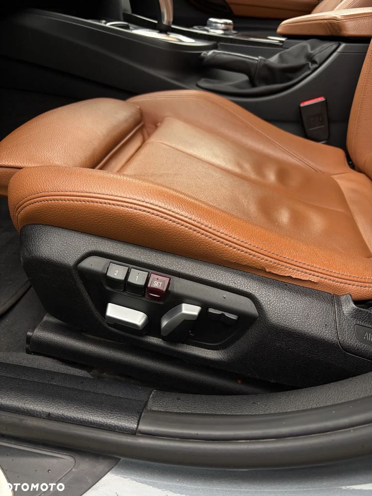 BMW Seria 3 320i xDrive Edition Luxury Line Purity - 9