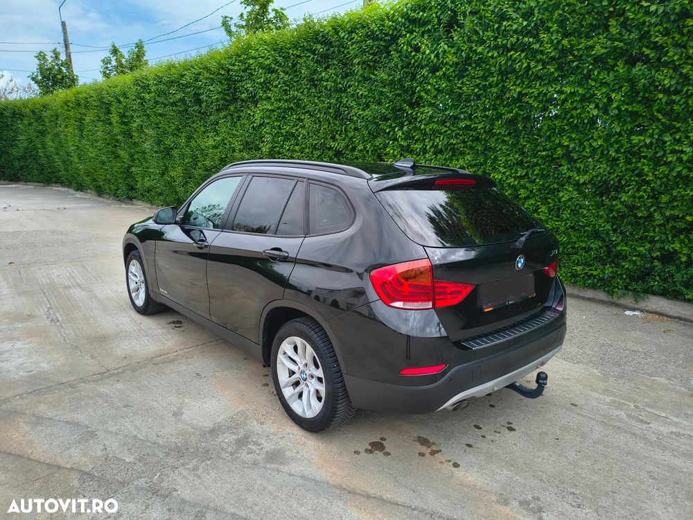 BMW X1 xDrive18d Sport Line - 2