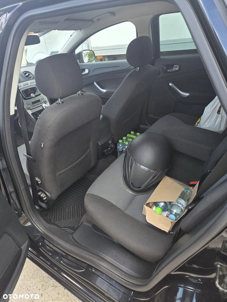 Ford Mondeo 2.0 Trend X - 8