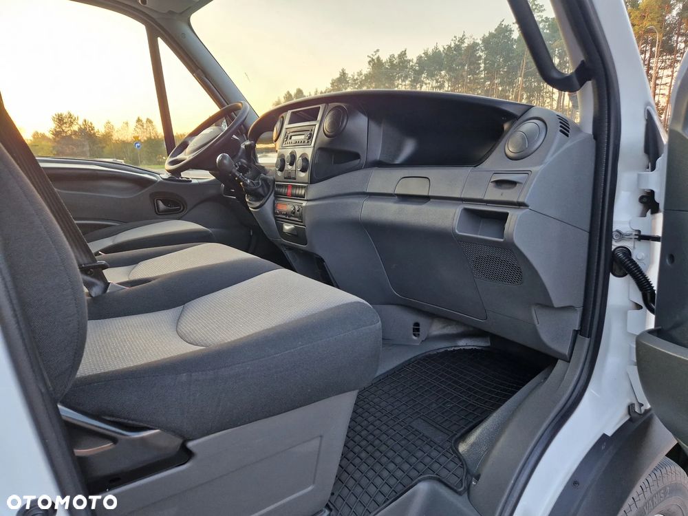 Iveco DAILY BLIŻNIAK - 21