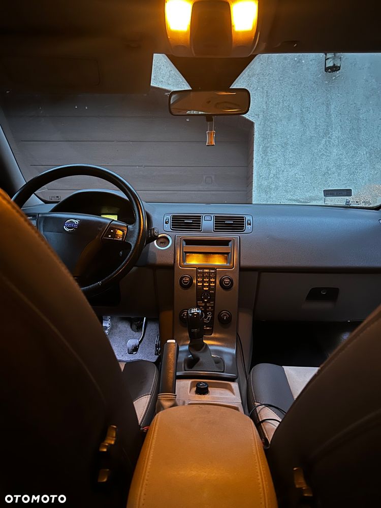 Volvo V50 1.6D - 11