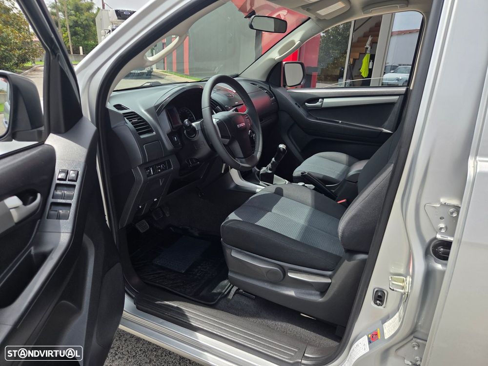 Isuzu D-Max 2.5 DTi CD 4WD L - 10