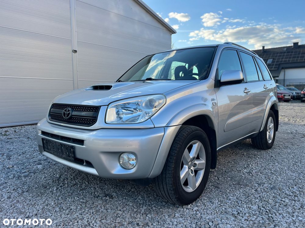 Toyota RAV4 D-4D 4x4 - 3