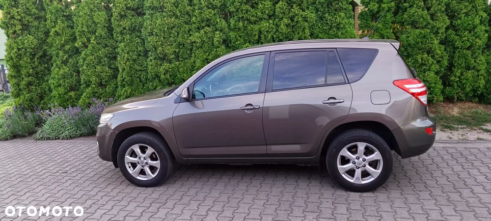 Toyota RAV4 2.2 D-4D Premium - 3