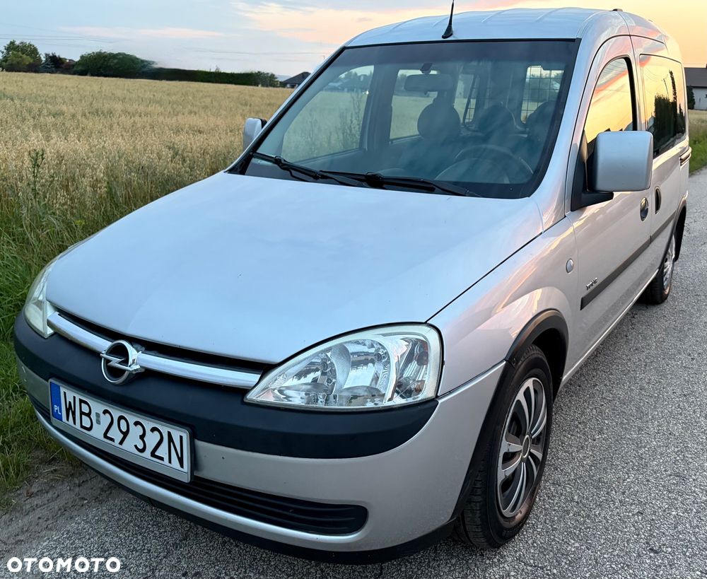 Opel Combo Tour - 11