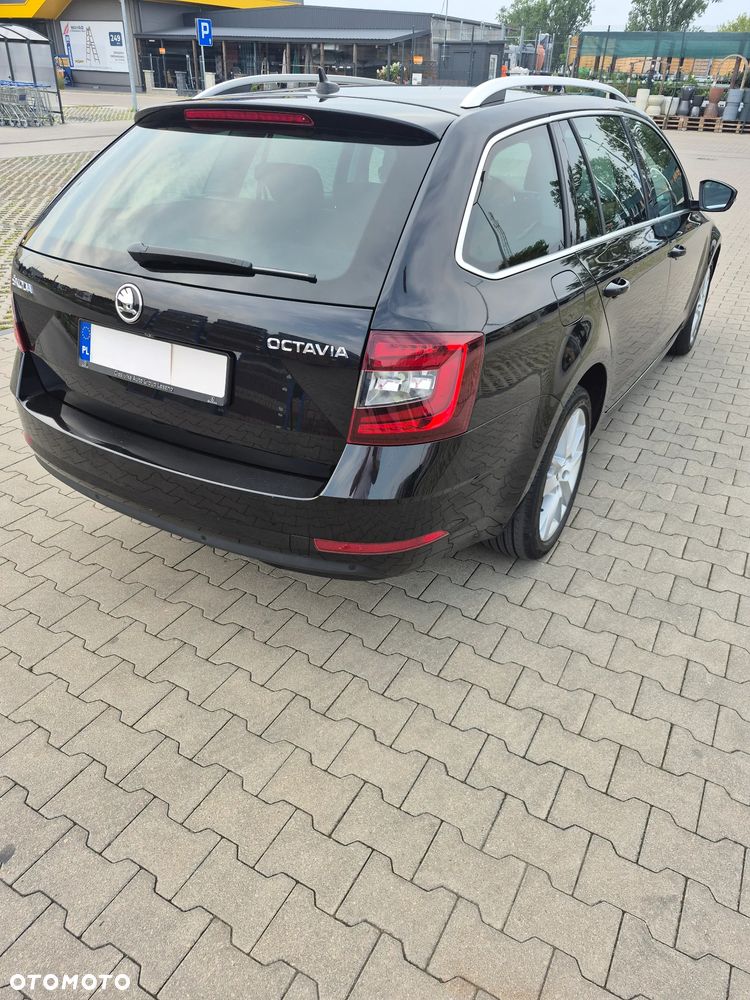 Skoda Octavia 2.0 TDI Elegance DSG - 13