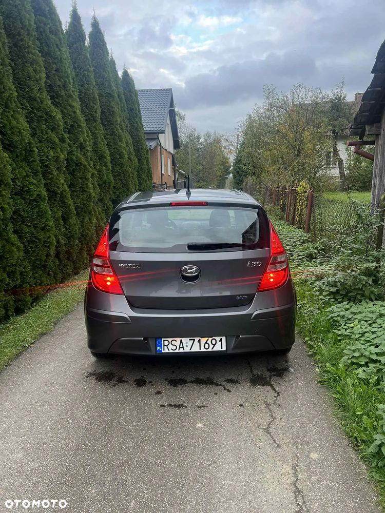 Hyundai i30 1.6 CRDI blue Classic - 6