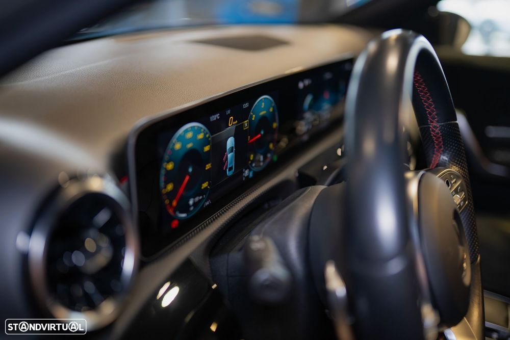 Mercedes-Benz A 180 Limousine d AMG Line Aut. - 19