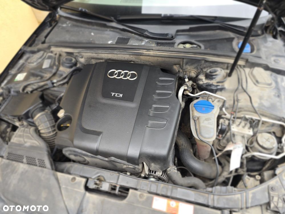 Audi A4 Avant 2.0 TDI - 8
