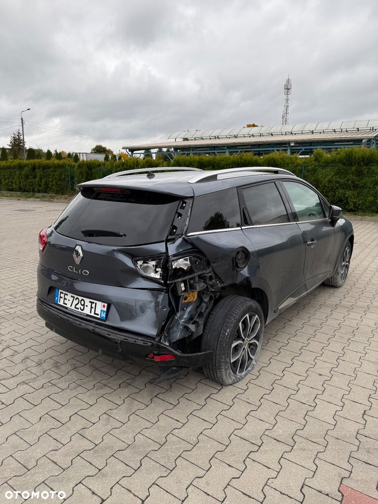 Renault Clio - 6