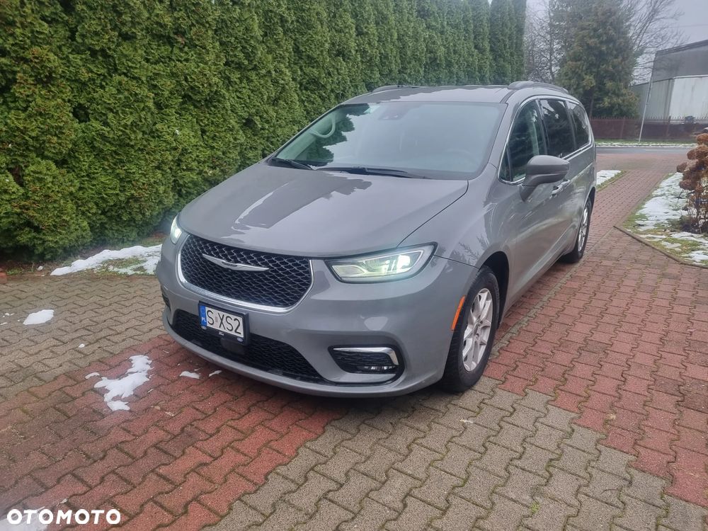 Chrysler Pacifica - 10