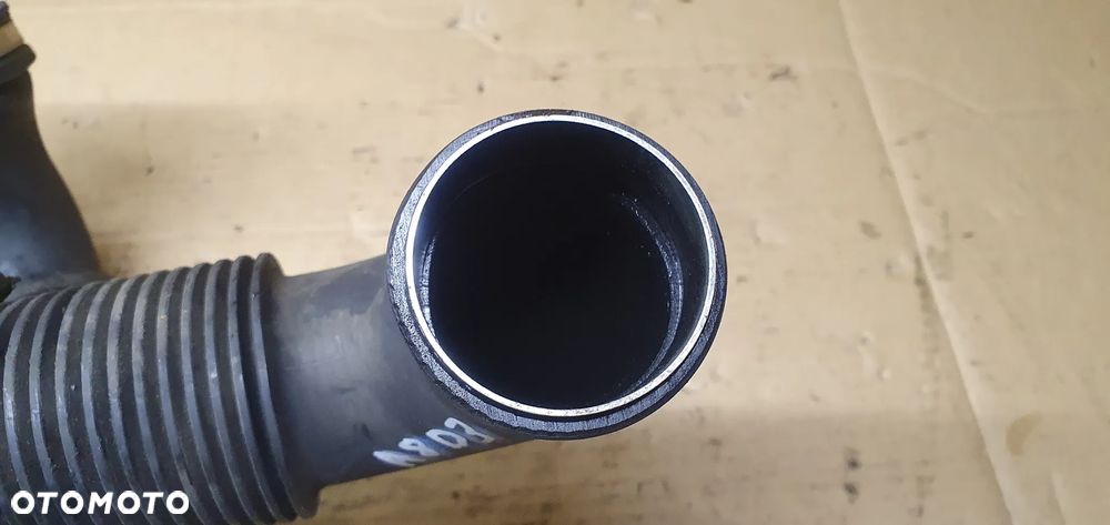 Rura przewód dolot powietrza Audi A8 D3 4.2 TDI 057129609E - 5