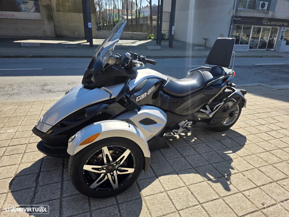 Bombardier CAN AM SPYDER - 5