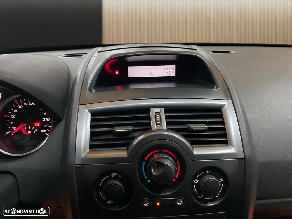 Renault Mégane 1.5 dCi Dynamique - 12