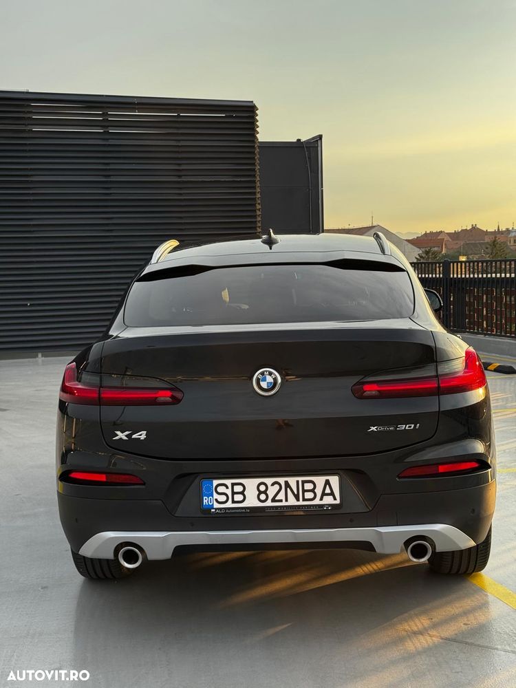 BMW X4 xDrive30i AT xLine - 5