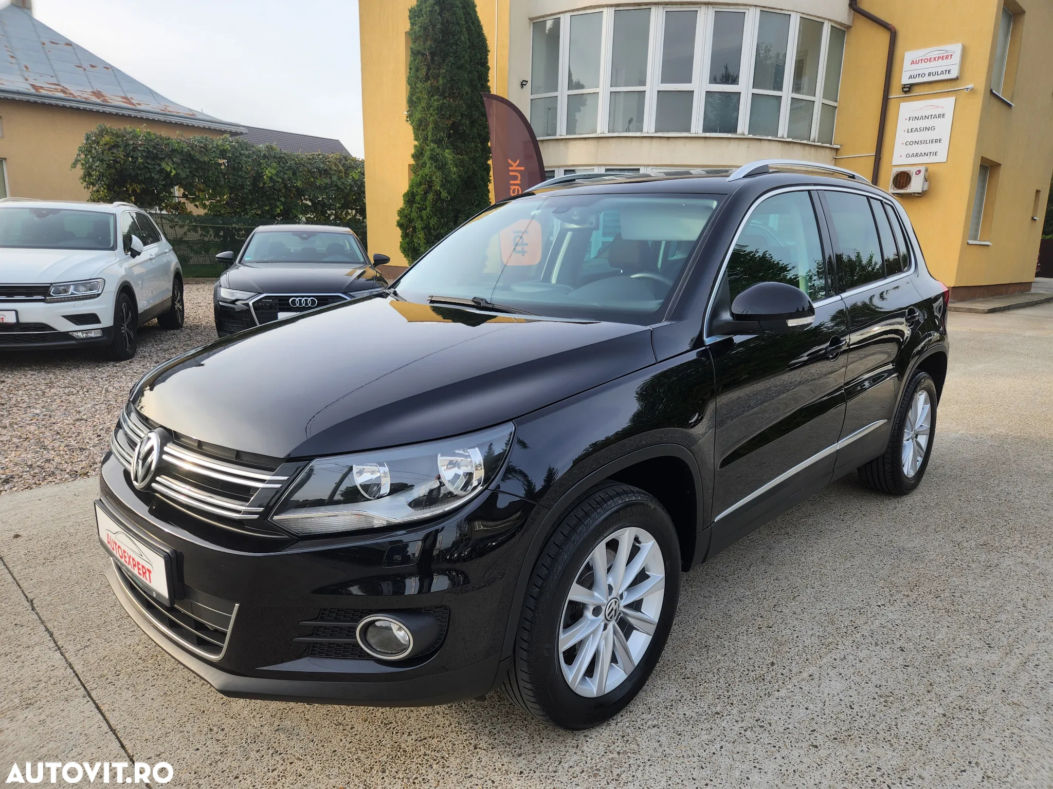 Volkswagen Tiguan 2.0 TDI 4Motion BMT Sport & Style - 11