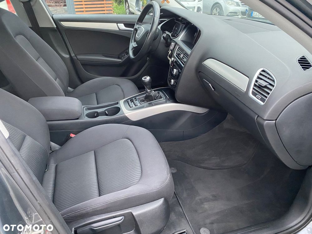 Audi A4 Limousine 2.0 TDI DPF clean diesel Ambiente - 26