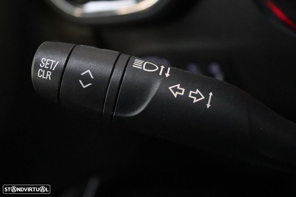 Opel Crossland X 1.2 T Innovation - 17