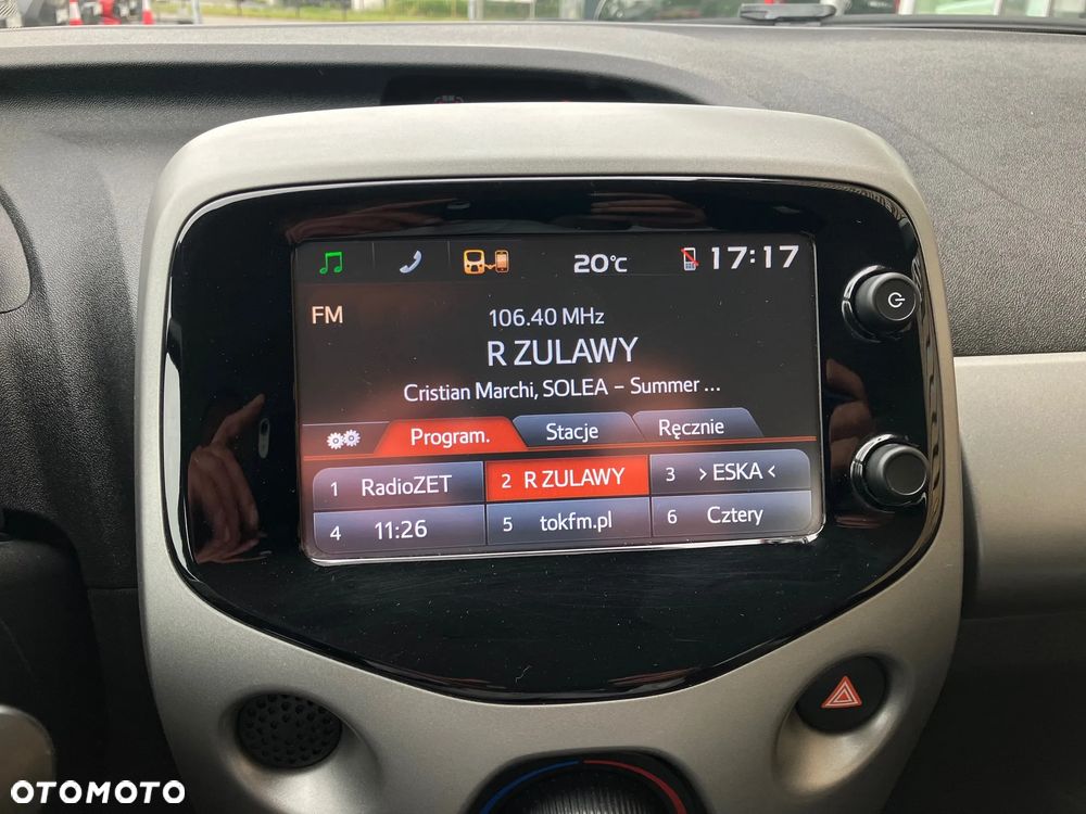 Toyota Aygo x-play - 25