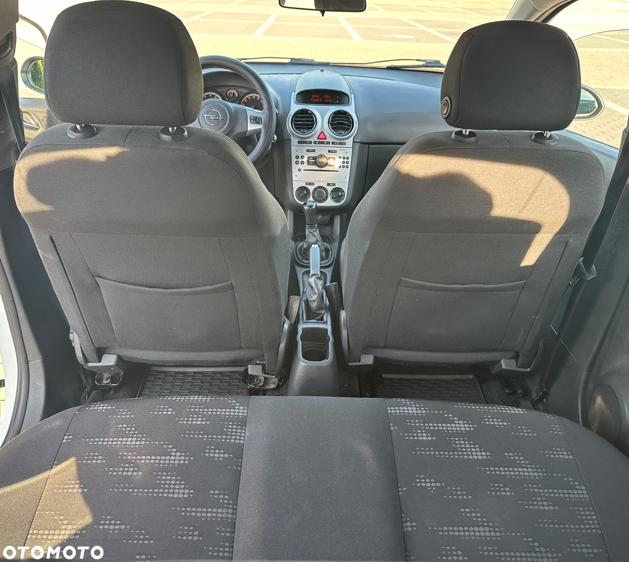 Opel Corsa - 18