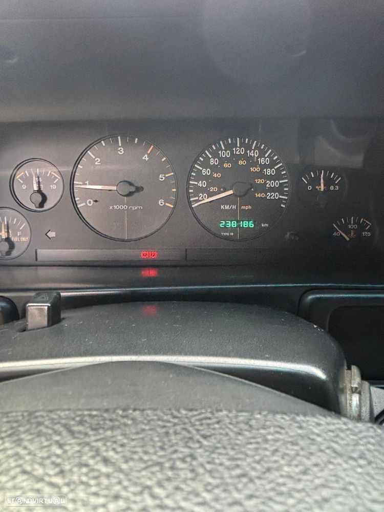 Jeep Grand Cherokee 2.5 TD Official - 6