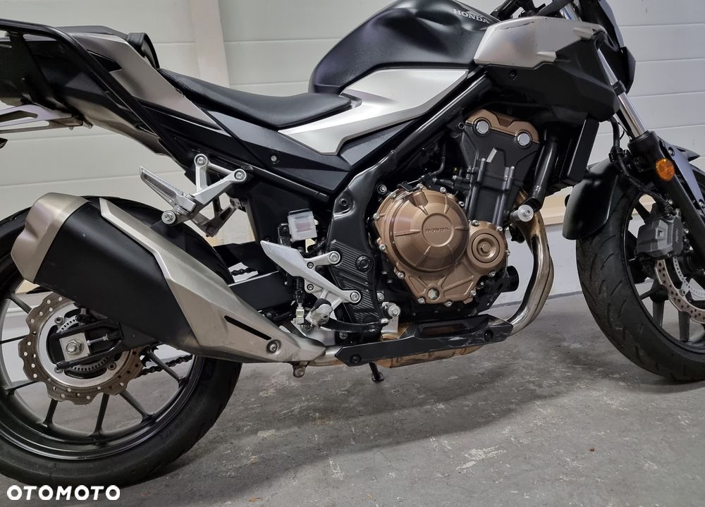 Honda CB - 12