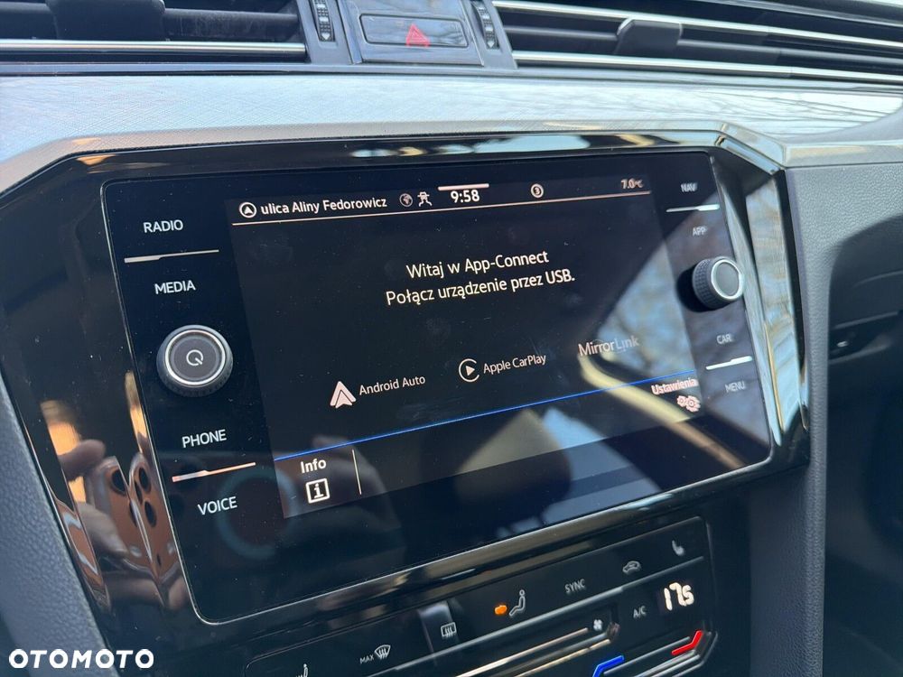 Volkswagen Passat - 27