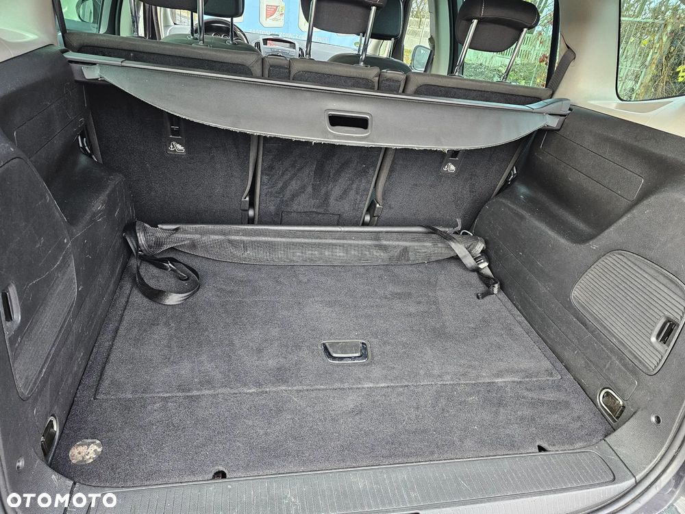 Opel Zafira 2.0 CDTI Enjoy - 22