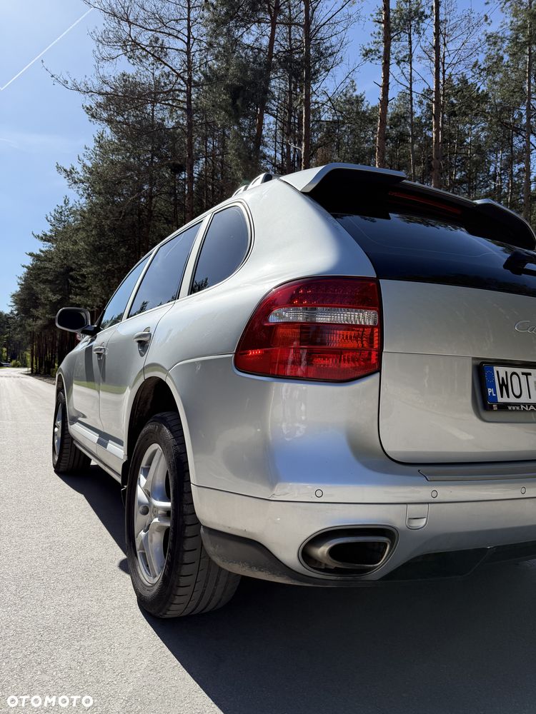 Porsche Cayenne - 38