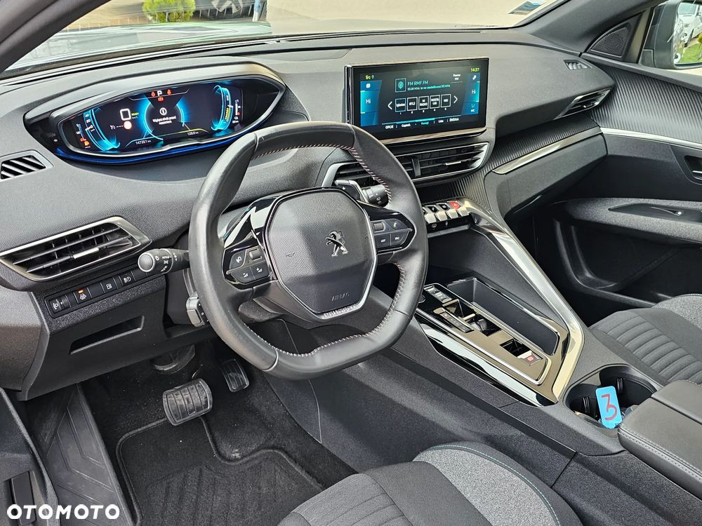 Peugeot 3008 1.6 PureTech HYbrid Allure S&S EAT8 - 20