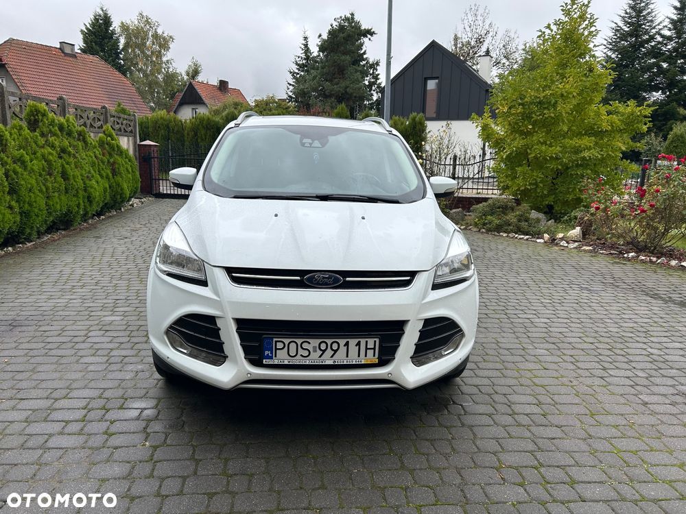 Ford Kuga - 1