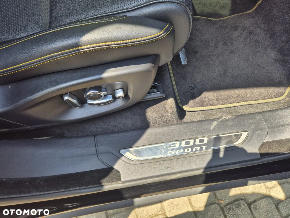 Jaguar F-Pace 2.0 i4P AWD 300 Sport - 11