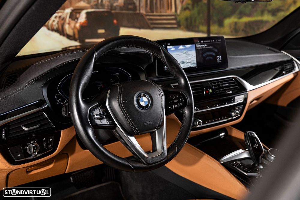 BMW 520 e Line Luxury - 12