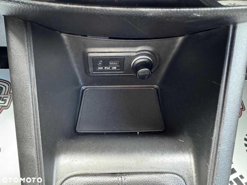 Hyundai ix20 - 40