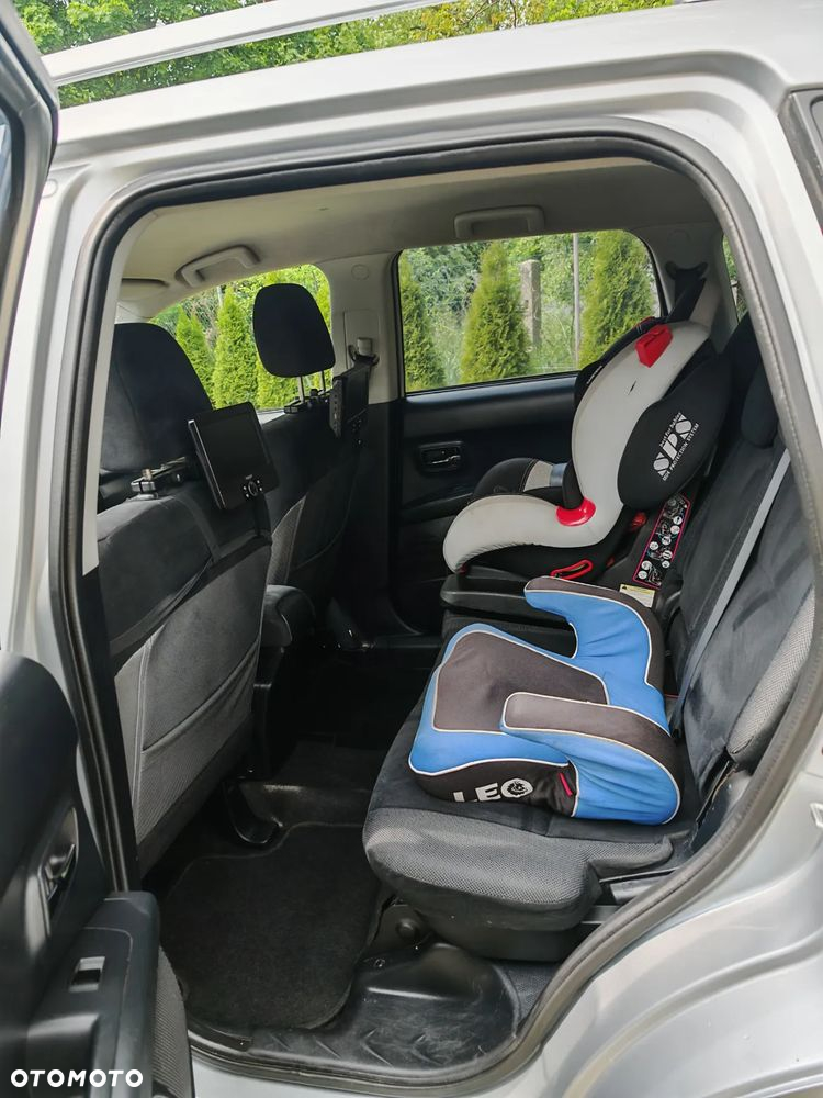 Mitsubishi Outlander 2.0 DID Instyle - 18