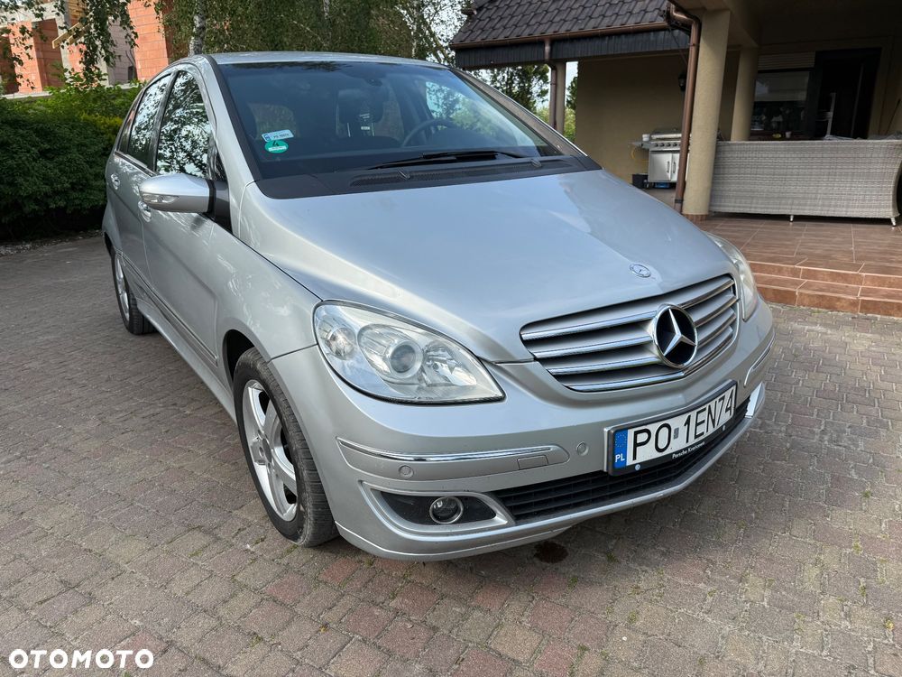 Mercedes-Benz Klasa B 180 CDI Special Edition - 16