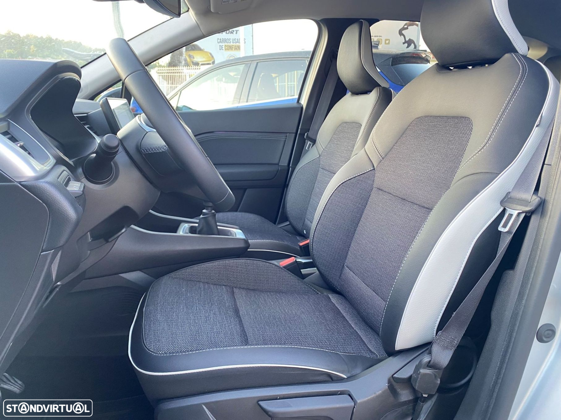 Renault Captur 1.0 TCe Exclusive - 13