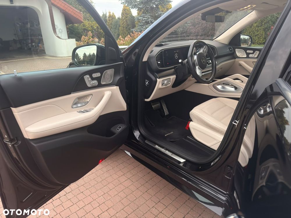 Mercedes-Benz GLS 400 d 4-Matic - 12