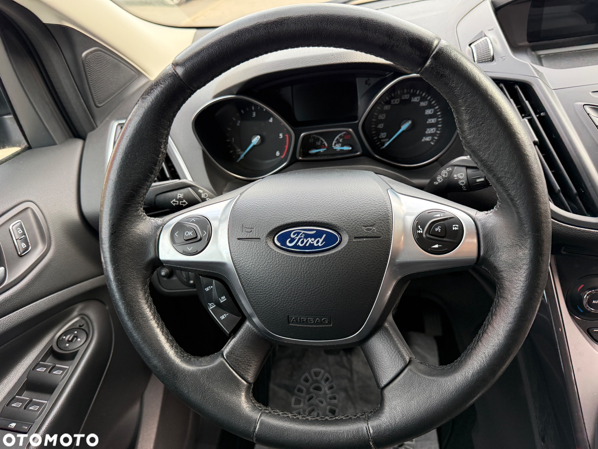 Ford Kuga 2.0 TDCi 2x4 Individual - 20
