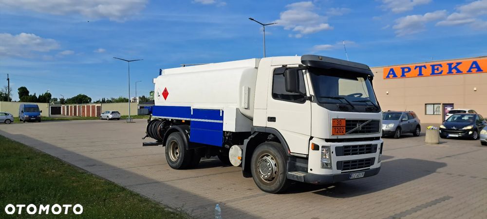 Volvo FH12 - 8