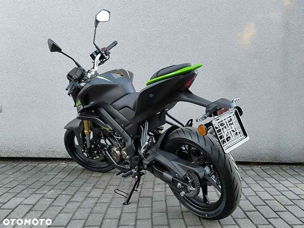 QJMOTOR SRK 125S - 18