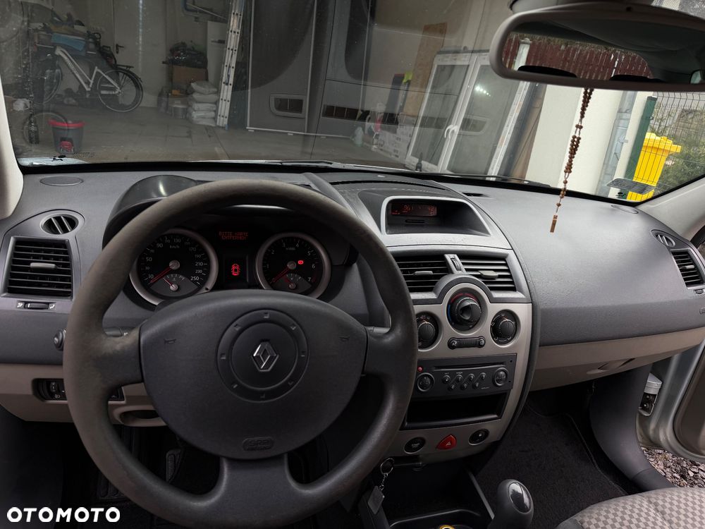 Renault Megane - 9