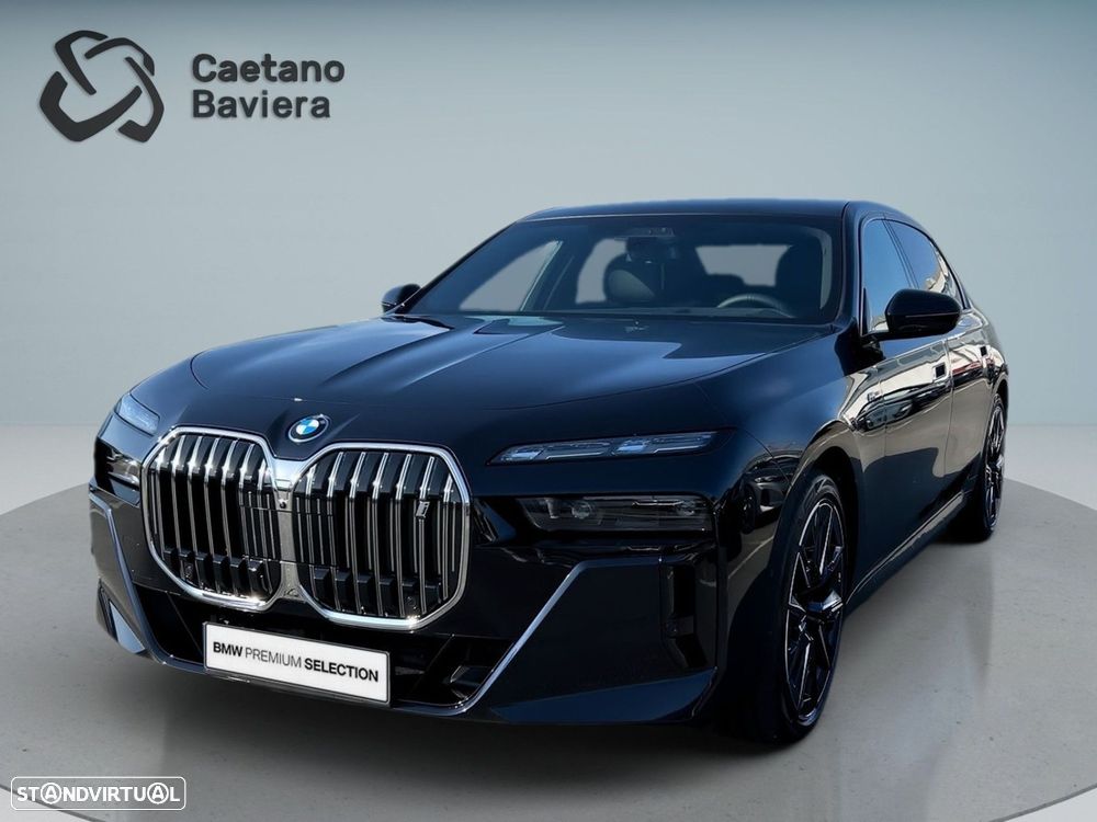 BMW i7 eDrive50 Pack Desportivo M - 1