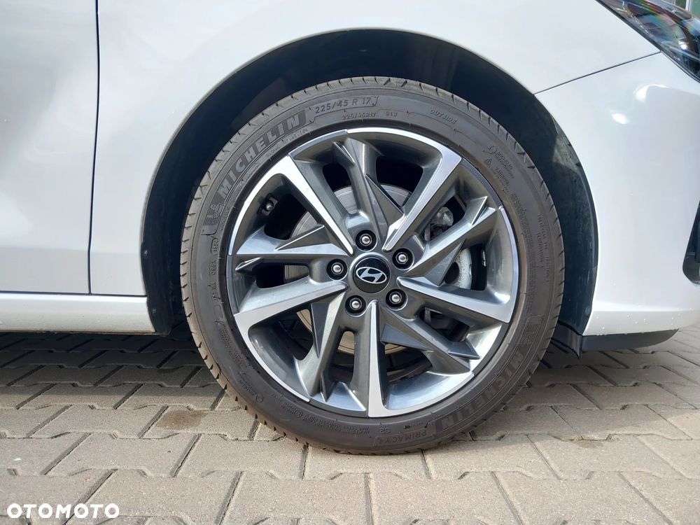 Hyundai i30 1.5 T-GDI 48V Smart DCT - 33