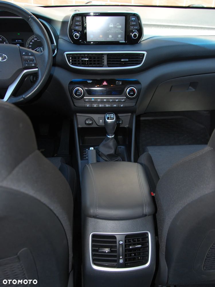 Hyundai Tucson 1.6 GDI BlueDrive Comfort 2WD - 32
