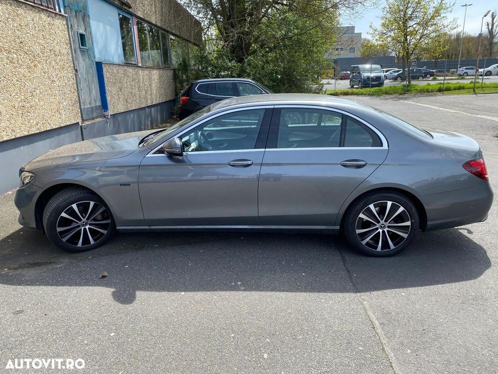 Mercedes-Benz E - 1