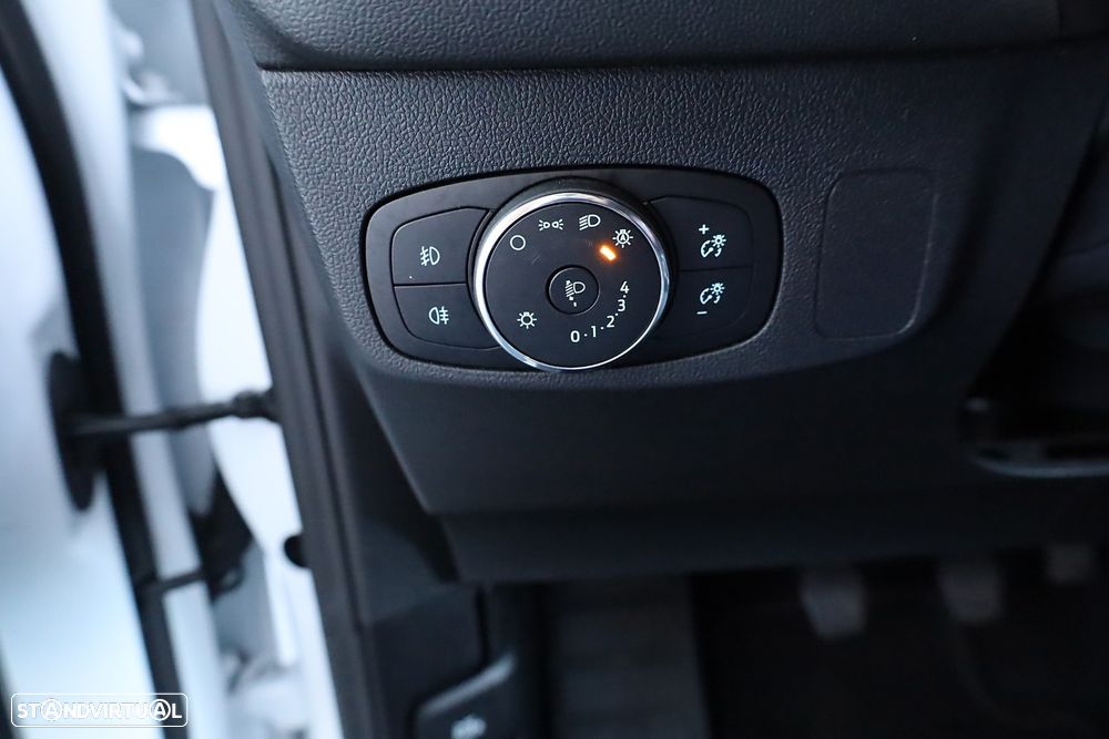 Ford Focus 1.0 EcoBoost MHEV ST-Line - 46